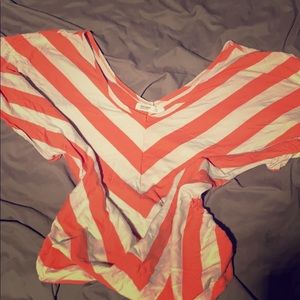 Old navy V neck (both front and back)